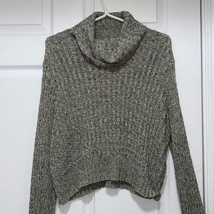 Turtle neck sweater